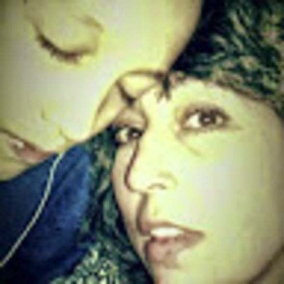 Profile Picture of Tracy Lippard (@tracylippard) on Poshmark