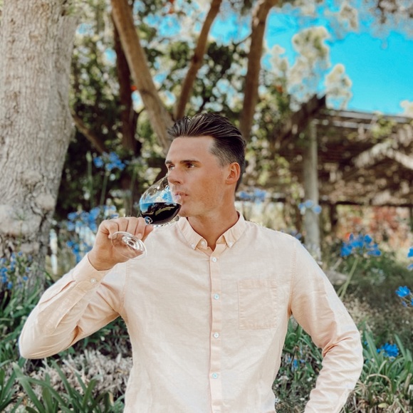 Profile Picture of Anson Kuznik (@ansonkuz) on Poshmark