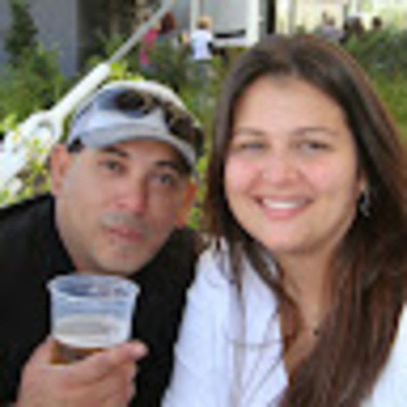 Profile Picture of Manny Rodriguez (@mannyrodrigu406) on Poshmark