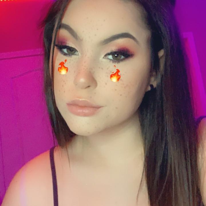 Profile Picture of hannahelisee6  (@hannahelisepardue) on Tiktok