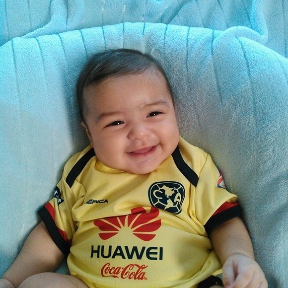 Profile Picture of Nancy Luvianos (@nancitra) on Poshmark