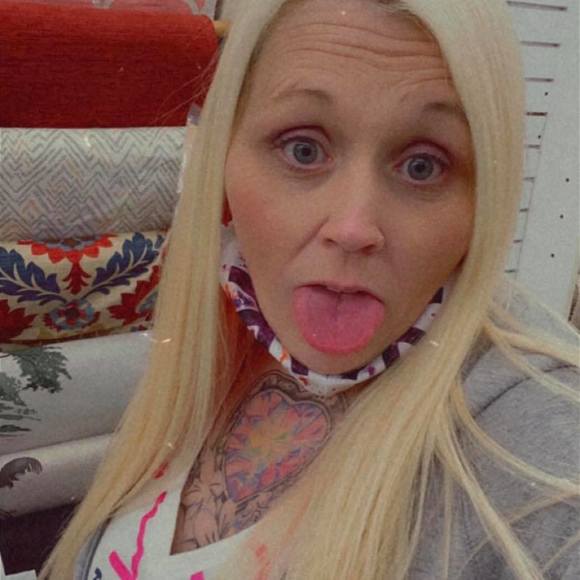 Jonna Lapeer - Poshmark Profile Picture of Jonna Lapeer (@jonna42783) on Poshmark