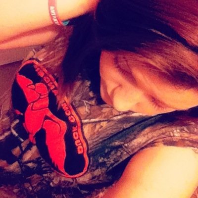 Profile Picture of Lori Ann Brook Lane (@redneck_girl_97) on Twitter