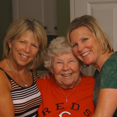 Profile Picture of Jacqueline Earhart (@Jack_E58) on Twitter