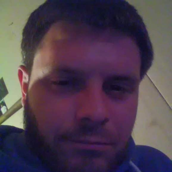 Profile Picture of Christopher Laurence (@cdlaurence) on Poshmark