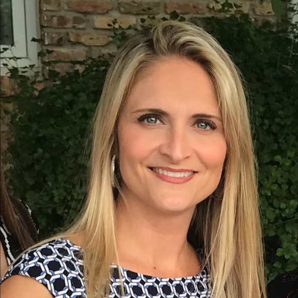 Profile Picture of Janelle Tepper (@jctepp) on Poshmark