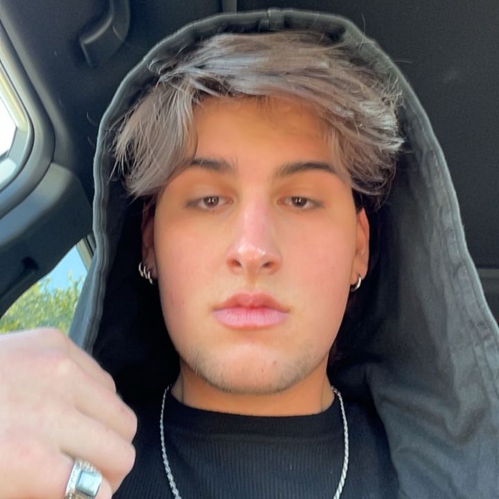 Profile Picture of Sam (@sam_stember) on Tiktok