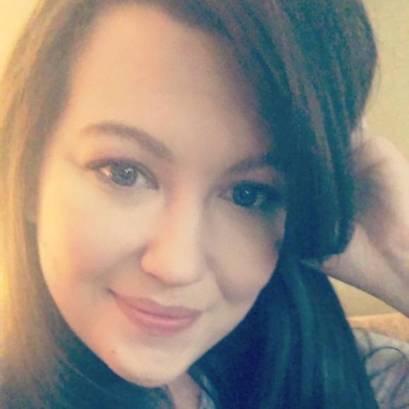 Profile Picture of Stacey Mullins (@stacey89) on Poshmark