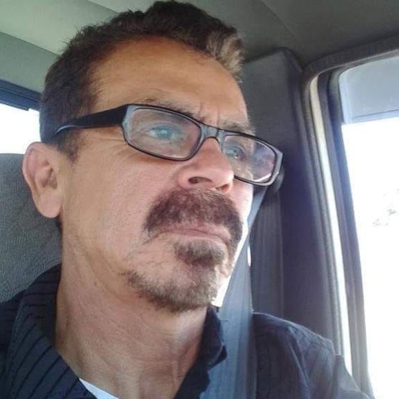 Profile Picture of Rosendo Barajas (@chendobarajas) on Poshmark