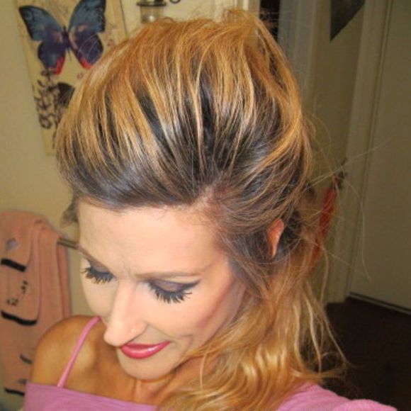 Profile Picture of Gigi Roberts (@ogigiliciouslyg) on Poshmark