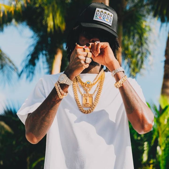 Profile Picture of Christopher Seaton (@thatboychris876) on Tiktok