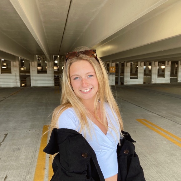 Profile Picture of Riley Sturtevant (@riley_stu) on Poshmark