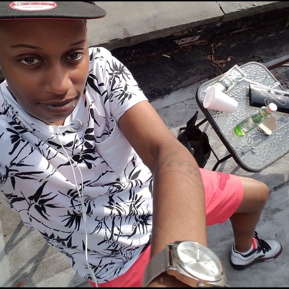 Profile Picture of Jean Clay (@jaicee36) on Poshmark