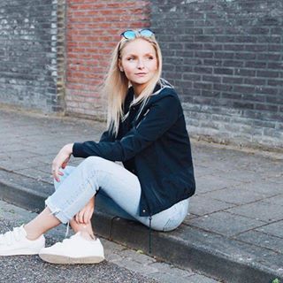 Profile Picture of Lorri Decker (@lorri.decker.33) on Facebook