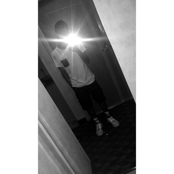 Profile Picture of Jason Robles (@jasonrobles7) on Poshmark