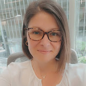 Profile Picture of Julie Vanier (@JulieCoolVanier) on Youtube