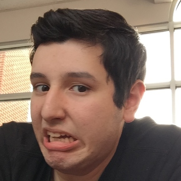 Profile Picture of Garrett Nelson (@gerrett) on Poshmark