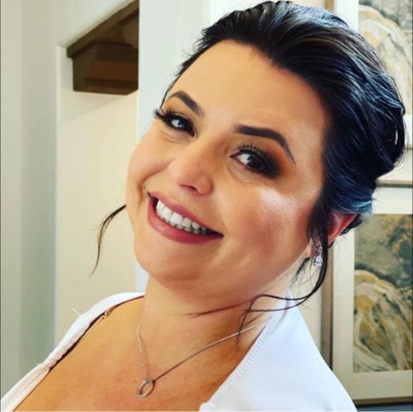 Profile Picture of Danielle Pancheri (@dpancher) on Poshmark