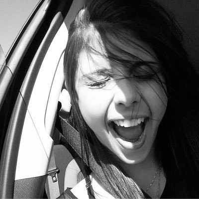 Profile Picture of Cristhiane Chagas (@J2_chris) on Twitter