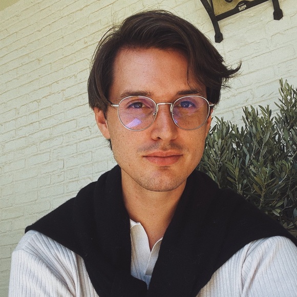 Profile Picture of !… andrew Carrier (@anscca622) on Poshmark