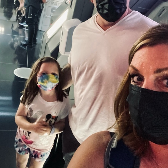 Profile Picture of Kristine Hearld (@kristine_hearld) on Poshmark