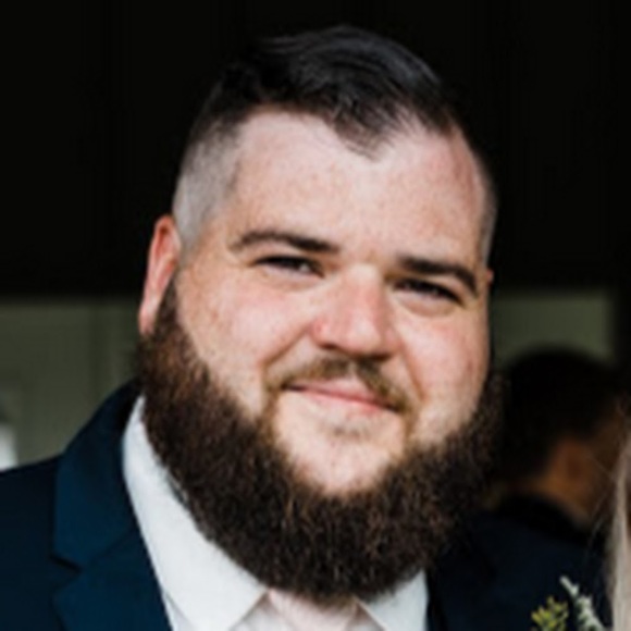 Profile Picture of Tony Mcafee (@praxibetelix42) on Poshmark