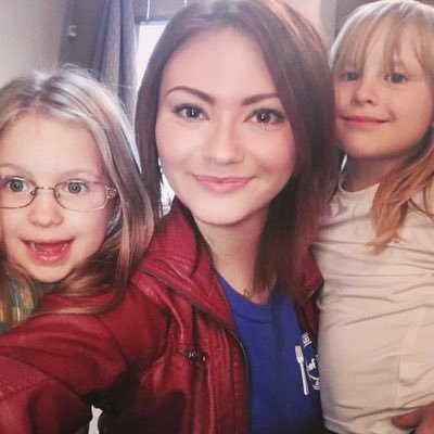 Profile Picture of Jessica (@JessAnnRutter) on Twitter
