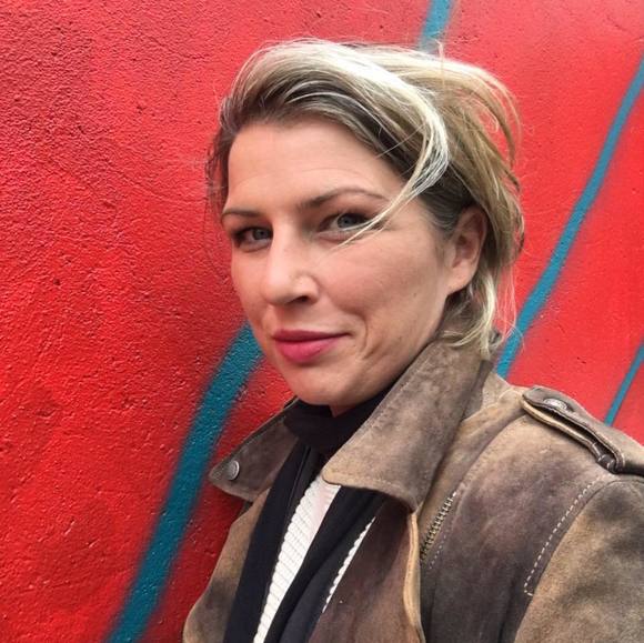 Profile Picture of Karin Hoogland (@karinhoogland) on Poshmark