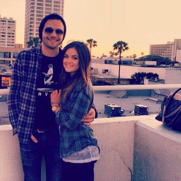 Profile Picture of Nikki Gortman (@olicitysezria) on Poshmark