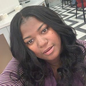 Profile Picture of annettestringer32 (@annettestringer32) on Tiktok