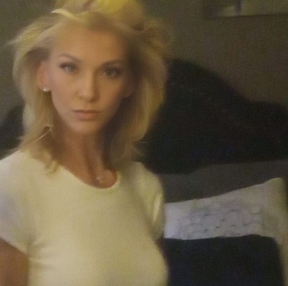 Profile Picture of Stacie Patton-engel (@skinnygirlco20) on Poshmark