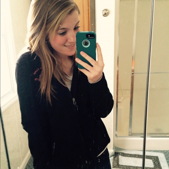 Profile Picture of Kailyn Judlin (@k_judlin180) on Poshmark