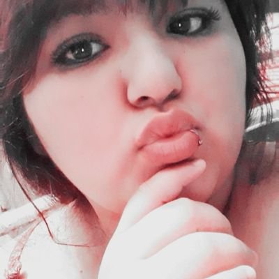 Profile Picture of Fernanda Barrera (@Fernand03434001) on Twitter