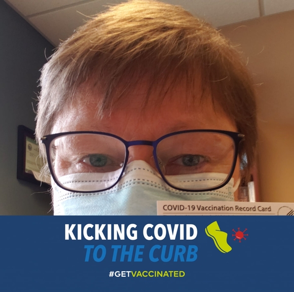 Profile Picture of Louann Streff (@strefflou) on Poshmark