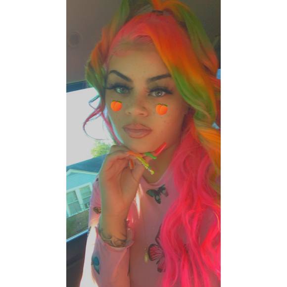 Profile Picture of Paris Greystone (@png) on Poshmark