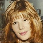 Profile Picture of Lisa Rene-de-Cotret (@lisa_rene_de_cotret) on Instagram