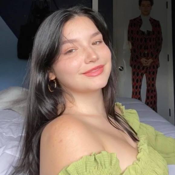 Profile Picture of Summer Riddle (@summer_riddle) on Poshmark