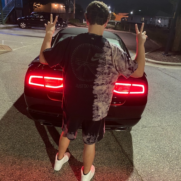 Profile Picture of David Cass (@dmcass_) on Poshmark