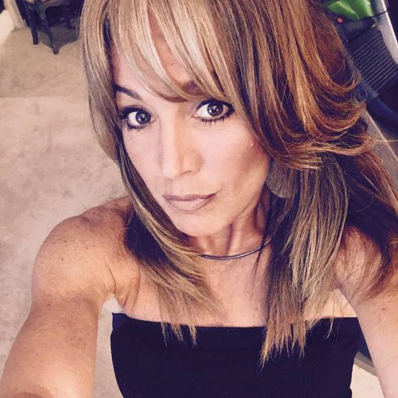 Profile Picture of Raquel West (@rwest) on Poshmark