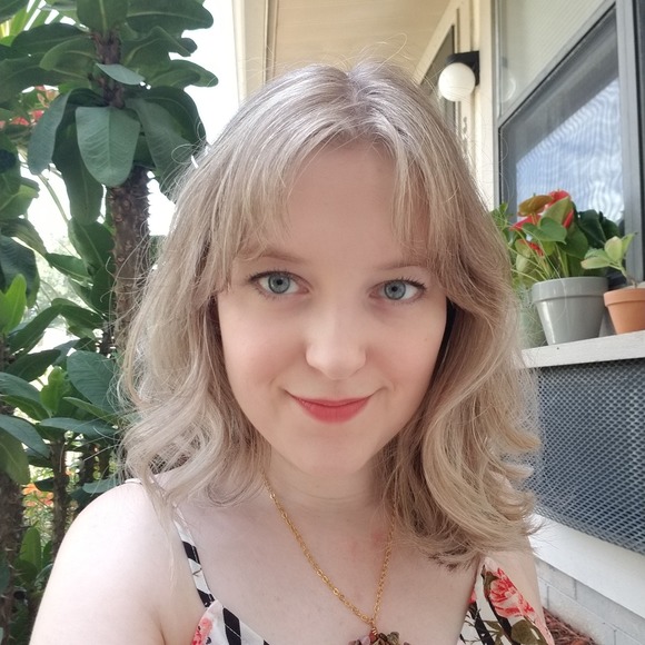 Profile Picture of Tabitha Lyons (@tabithalyons) on Poshmark