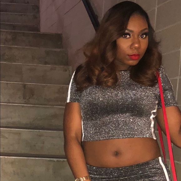 Profile Picture of D’zaria Funchess (@pretty_dzaria) on Poshmark