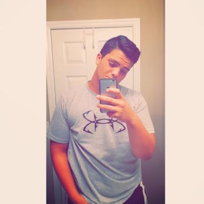 Profile Picture of Doug Pratt (@_dougp74) on Twitter