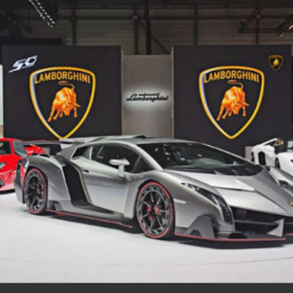 Profile Picture of Ashton Hoiles (@bballah10) on Poshmark