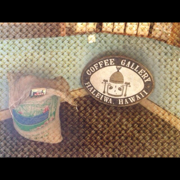 Profile Picture of Akimi Yoshikawa (@akiminx) on Poshmark