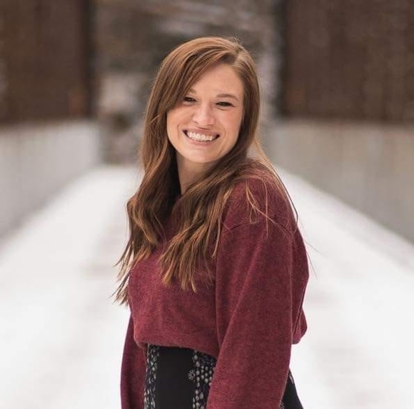 Profile Picture of Danielle Lewallen (@daniellel8969) on Poshmark