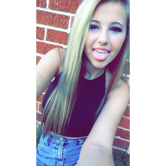 Profile Picture of Bob Jines (@shahixkwnak) on Poshmark