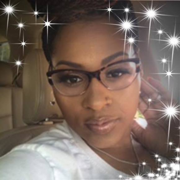 Profile Picture of Nekita Nauden (@manaiya) on Poshmark