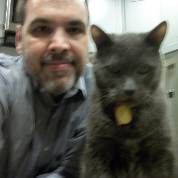 Profile Picture of Robert Skierczynski (@rskierczynski) on Poshmark