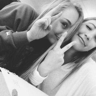 Profile Picture of Kelsie Sinclair (@k_sinclair99) on Twitter