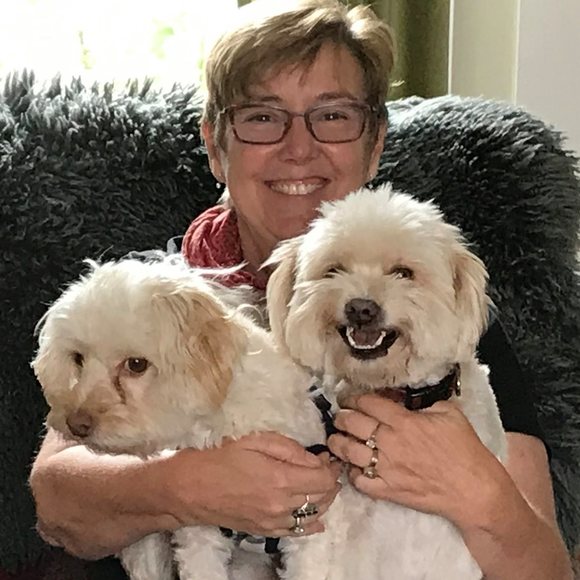 Deeann Budney - Poshmark Profile Picture of Deeann Budney (@dbudney) on Poshmark